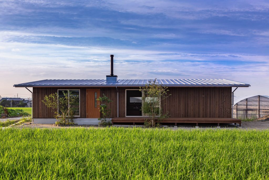 Modern Classic home clad in yakisugi charred cedar cladding