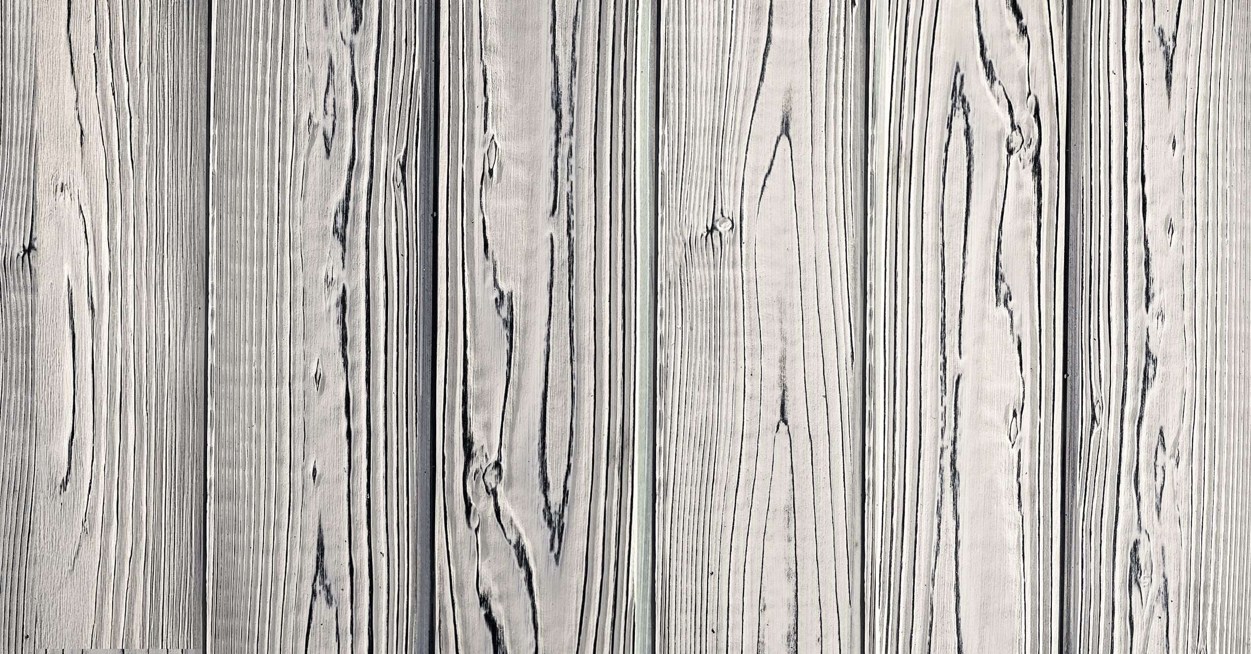 Sumii Tora Japanese Yakisugi (Shou Sugi Ban)cladding Sumii Yakisugi charred timber cladding texture